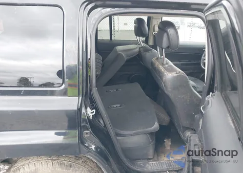 2016 Jeep Patriot High Altitude Edition z USA, uszkodzony, nr VIN 1C4NJPFA2GD554428